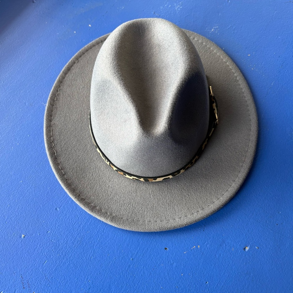 Gray Fedora Hat with Leopard Band
